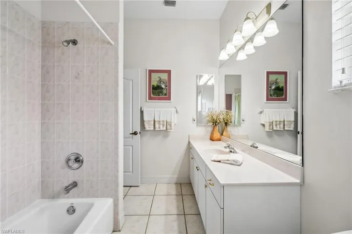 Main Bathroom/ Jack& Jill.
