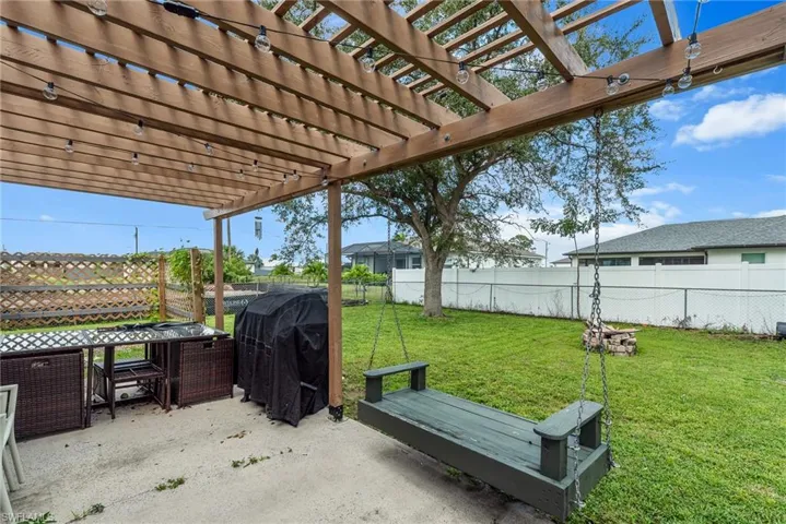 1171 Nw 4th Pl, Cape Coral Fl 33993