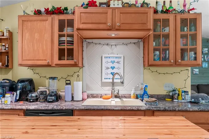1171 Nw 4th Pl, Cape Coral Fl 33993