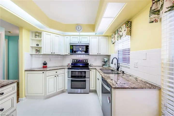28068 Cavendish Ct 2301, Bonita Springs, Florida 34135