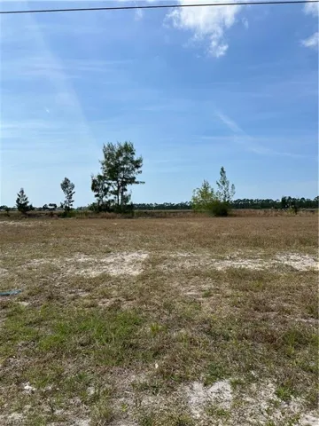 2824 NW 9th AVE, CAPE CORAL FL 33993