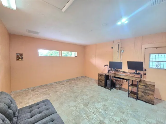 2907 Ashburn St, Lehigh Acres, Florida 33972