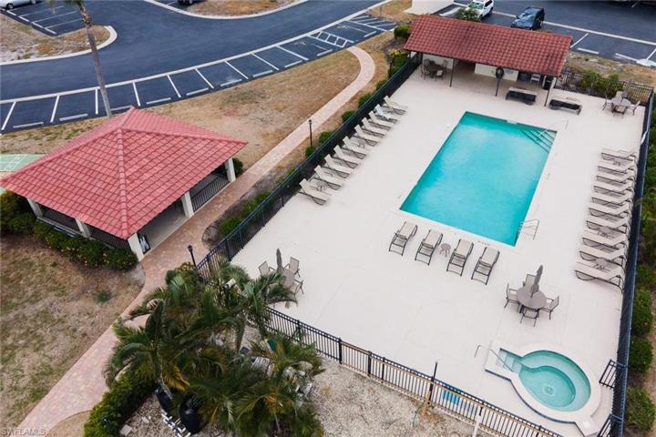 Overhead view of Community 1 pool/spa and gazebo