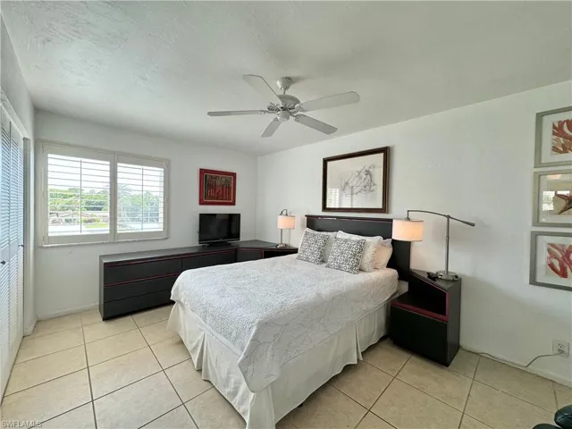 3645  Boca Ciega  DR, Naples, FL 34112