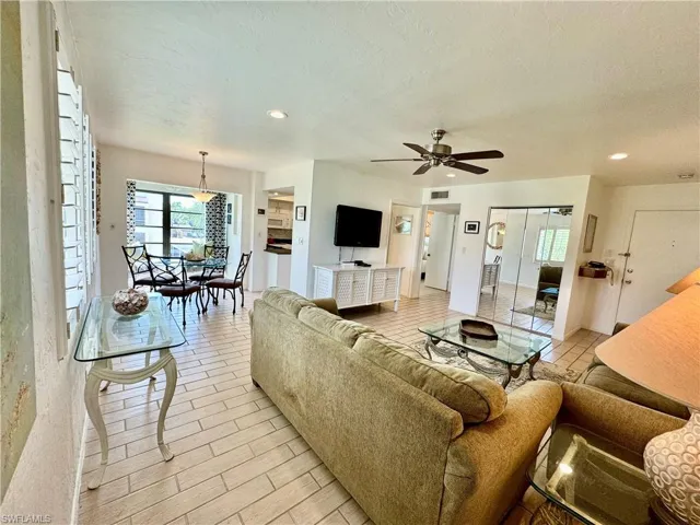 3645  Boca Ciega  DR, Naples, FL 34112