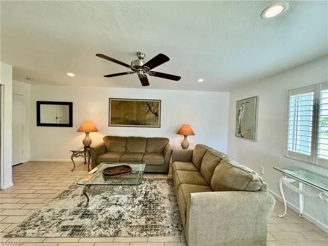 3645  Boca Ciega  DR, Naples, FL 34112