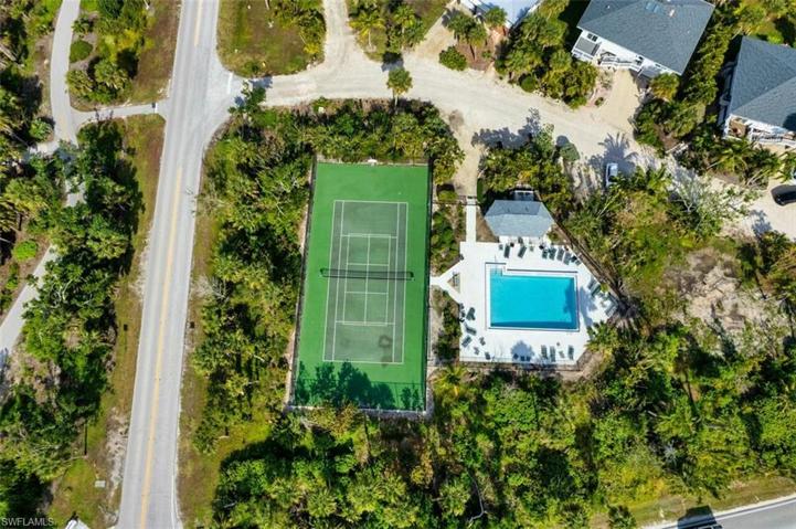Community Pool and Tennis