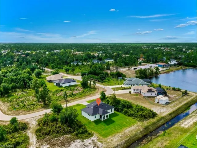 1023 Bank Ave S, Lehigh Acres, Florida 33974