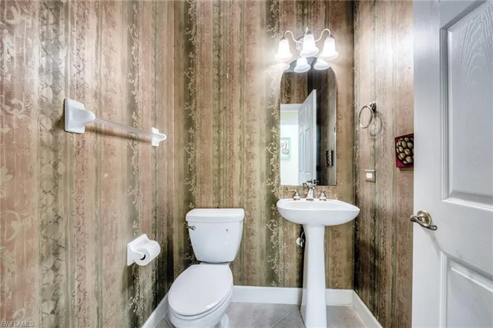 POWDER ROOMHALF BATH