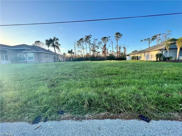 11 Long Meadow CT, ROTONDA WEST FL 33947
