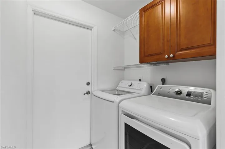 1514 Ne 2nd St, Cape Coral, Florida 33909