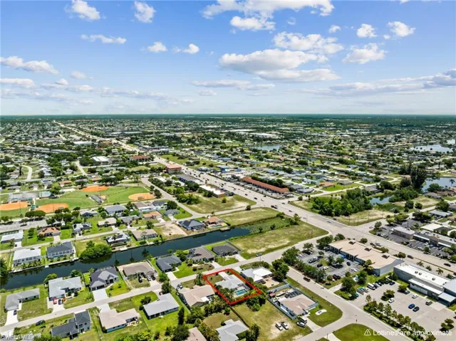 1514 Ne 2nd St, Cape Coral, Florida 33909