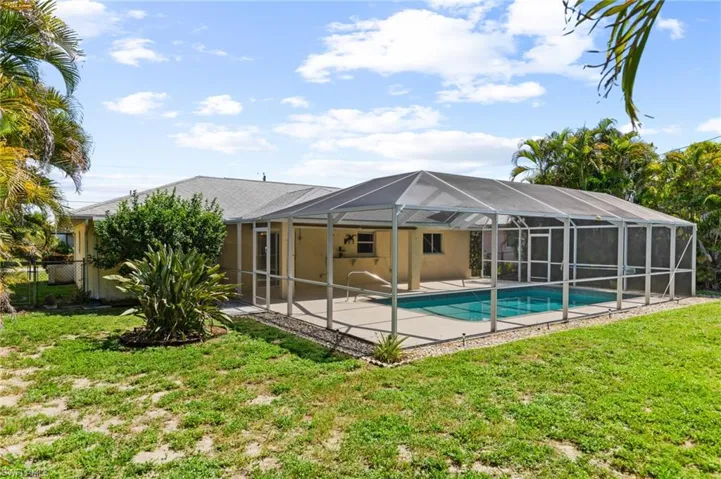 1514 Ne 2nd St, Cape Coral, Florida 33909
