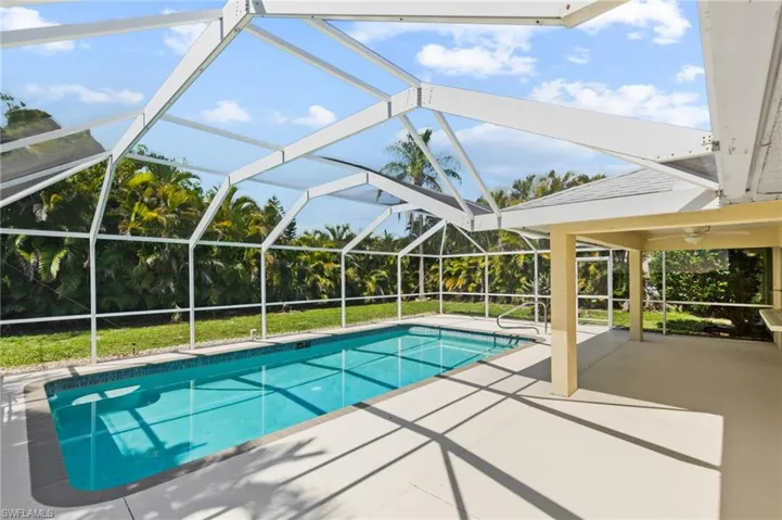 1514 Ne 2nd St, Cape Coral, Florida 33909