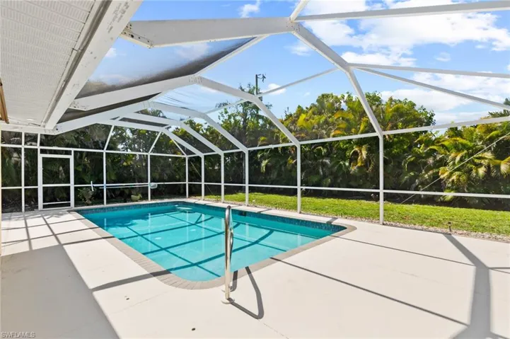 1514 Ne 2nd St, Cape Coral, Florida 33909