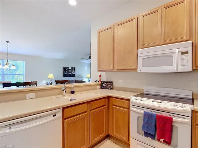 8677 Erice Ct, Naples, Florida 34114