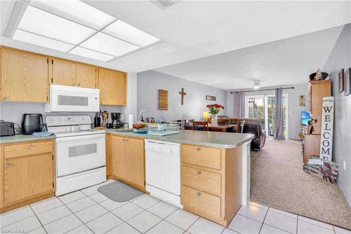 Eat in Kitchen