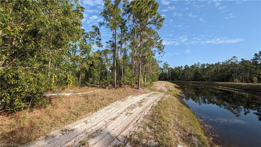 454 Jaipur DR, LEHIGH ACRES FL 33974
