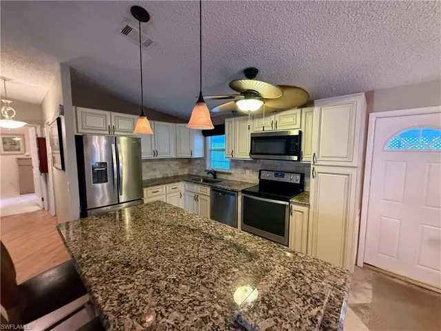 54 Oceans Blvd 54, Naples, Florida 34104