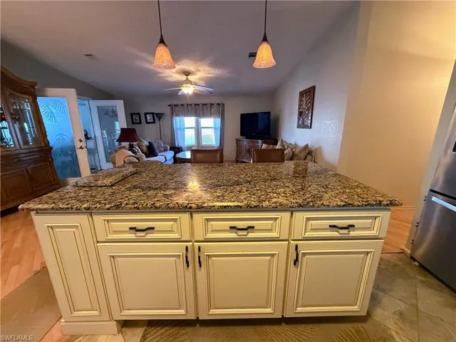 54 Oceans Blvd 54, Naples, Florida 34104