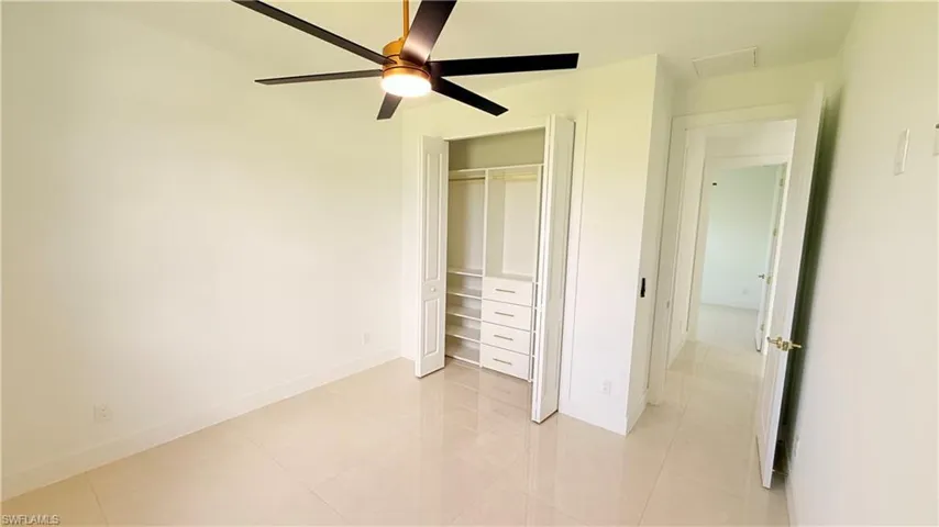 2827 Sw 2nd Ln, Cape Coral, Florida 33991