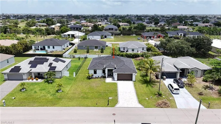 2827 Sw 2nd Ln, Cape Coral, Florida 33991