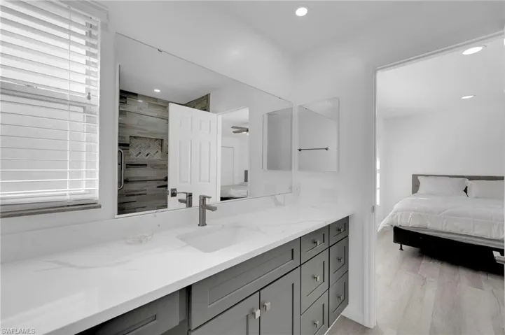 5584 Buring Ct, Fort Myers, Florida 33919