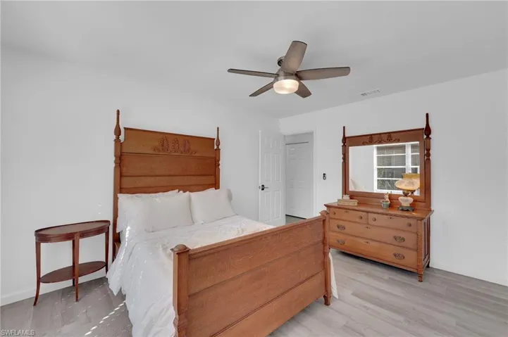 5584 Buring Ct, Fort Myers, Florida 33919