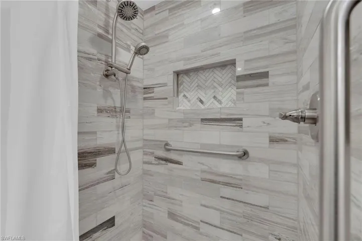 5584 Buring Ct, Fort Myers, Florida 33919