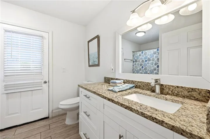 2347  Harbor  RD, Naples, FL 34104