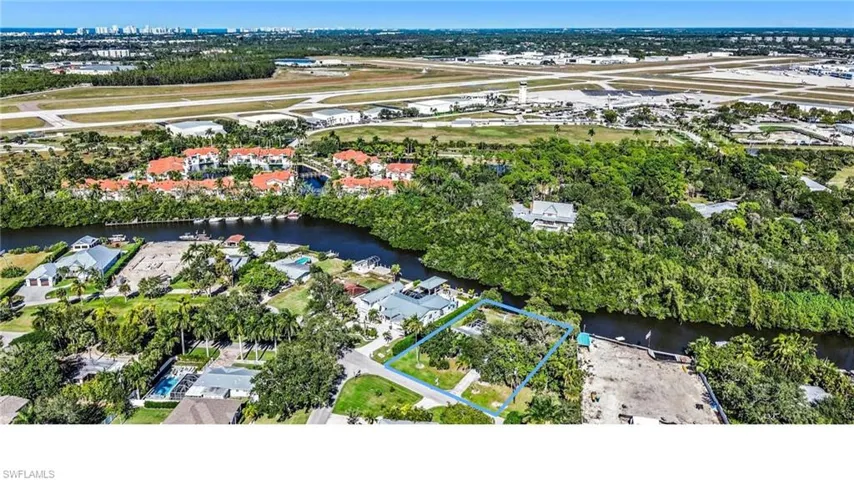 2347  Harbor  RD, Naples, FL 34104