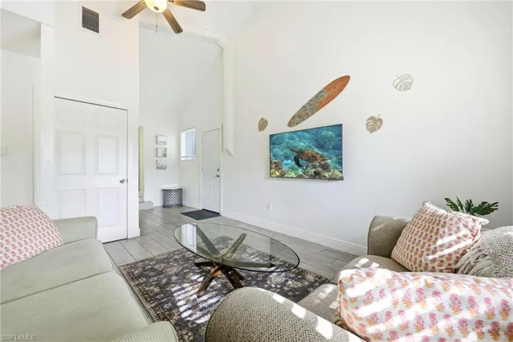 2347  Harbor  RD, Naples, FL 34104
