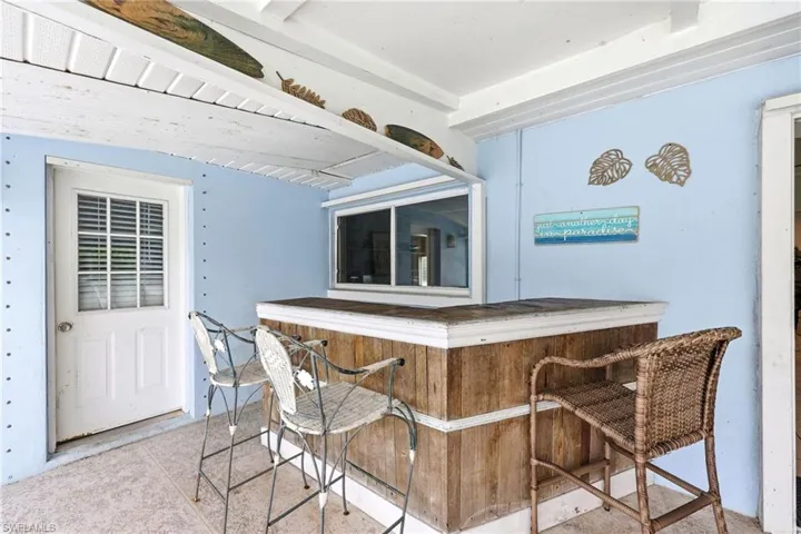 2347  Harbor  RD, Naples, FL 34104