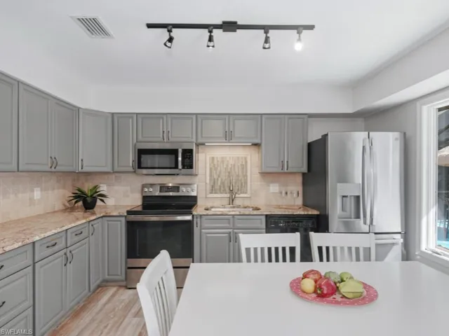 2060 Sheffield Ave, Marco Island, Florida 34145