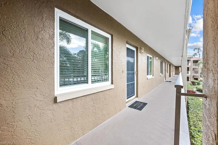 5985 Bloomfield CIR # D203, NAPLES FL 34112