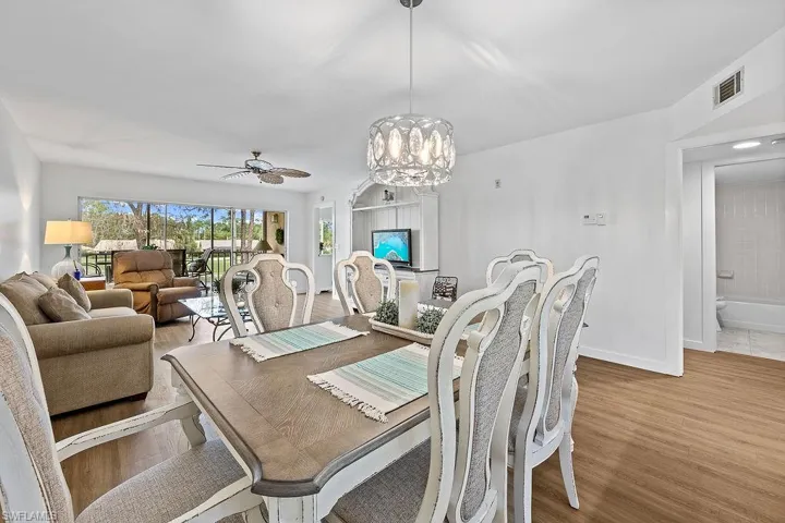 5985 Bloomfield CIR # D203, NAPLES FL 34112