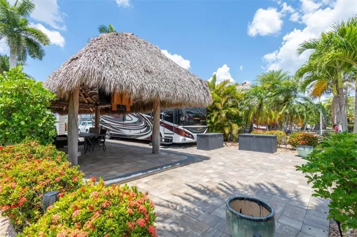 5221 Marsh Mallow Trl, Fort Myers, Florida 33905