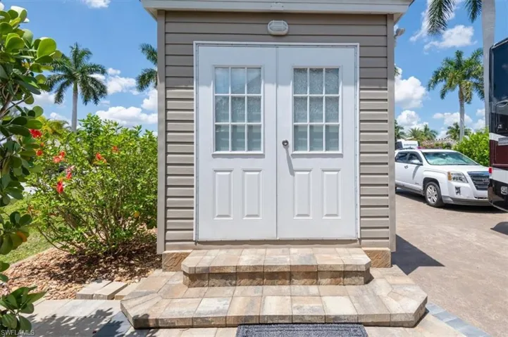 5221 Marsh Mallow Trl, Fort Myers, Florida 33905