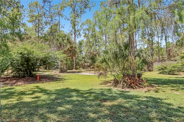 3360  2nd NE AVE, Naples, FL 34120