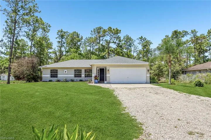 3360  2nd NE AVE, Naples, FL 34120