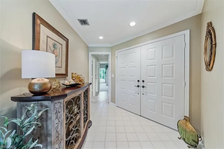 42  Cypress View  DR, Naples, FL 34113