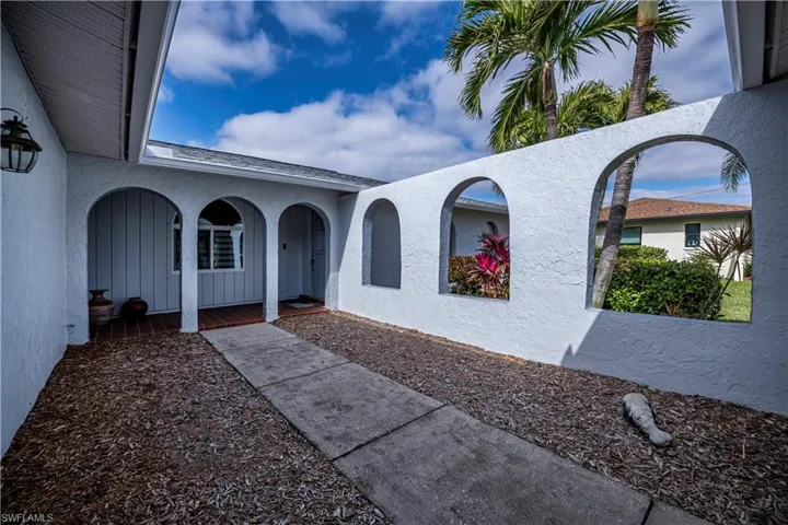 3522 SE 18th  AVE, Cape Coral, FL 33904