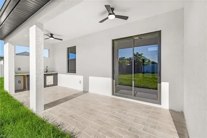 707 Nw 7th Pl, Cape Coral, Florida 33993