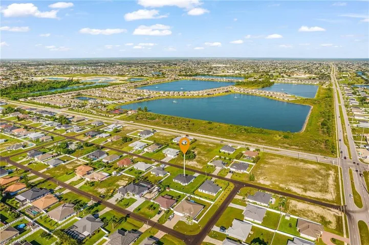 707 Nw 7th Pl, Cape Coral, Florida 33993