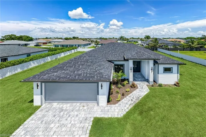 707 Nw 7th Pl, Cape Coral, Florida 33993