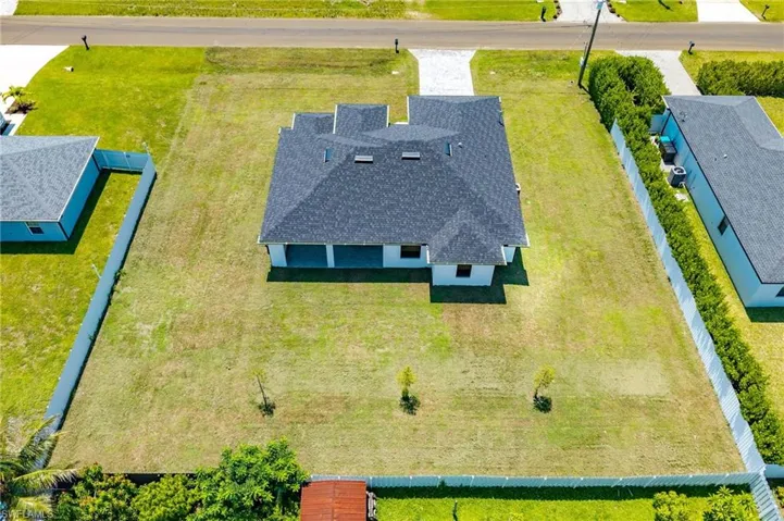 707 Nw 7th Pl, Cape Coral, Florida 33993