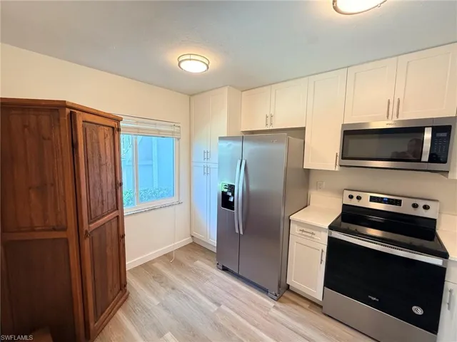 3491 County Barn Rd 103, Naples, Florida 34112