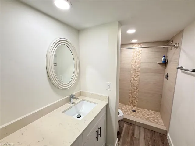 3491 County Barn Rd 103, Naples, Florida 34112