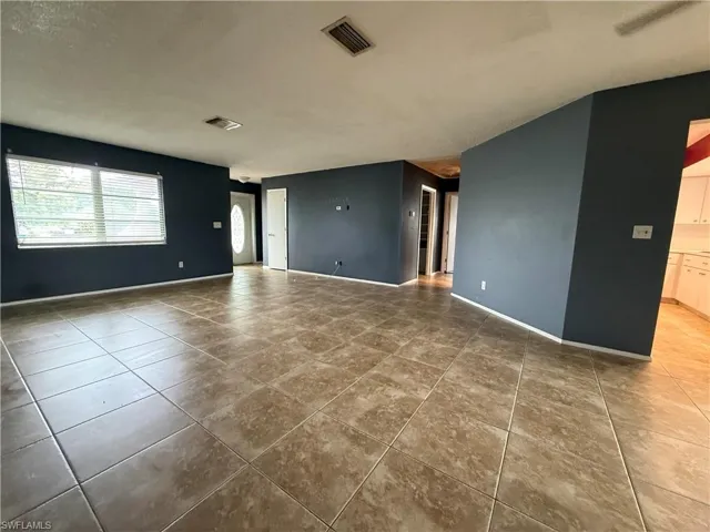 4339 S Bay Cir, North Fort Myers, Florida 33903