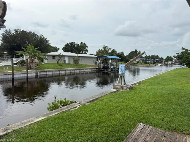 4339 S Bay Cir, North Fort Myers, Florida 33903